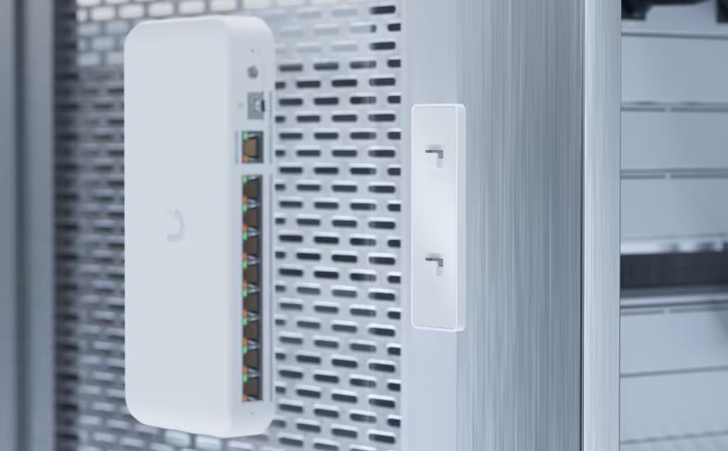 UBNT UACC-Switch-FM