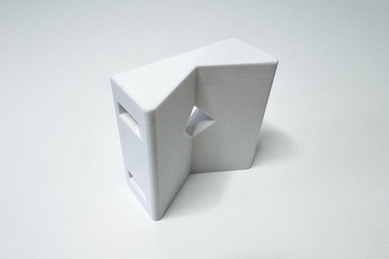 TP-LINK adaptér držáků kamer D-TC3XX-C,D-TC5XX-C,D-TC5XX-CL pro uchycení na sloup (60-130mm), bílý s krytkou kabelů(1ks)