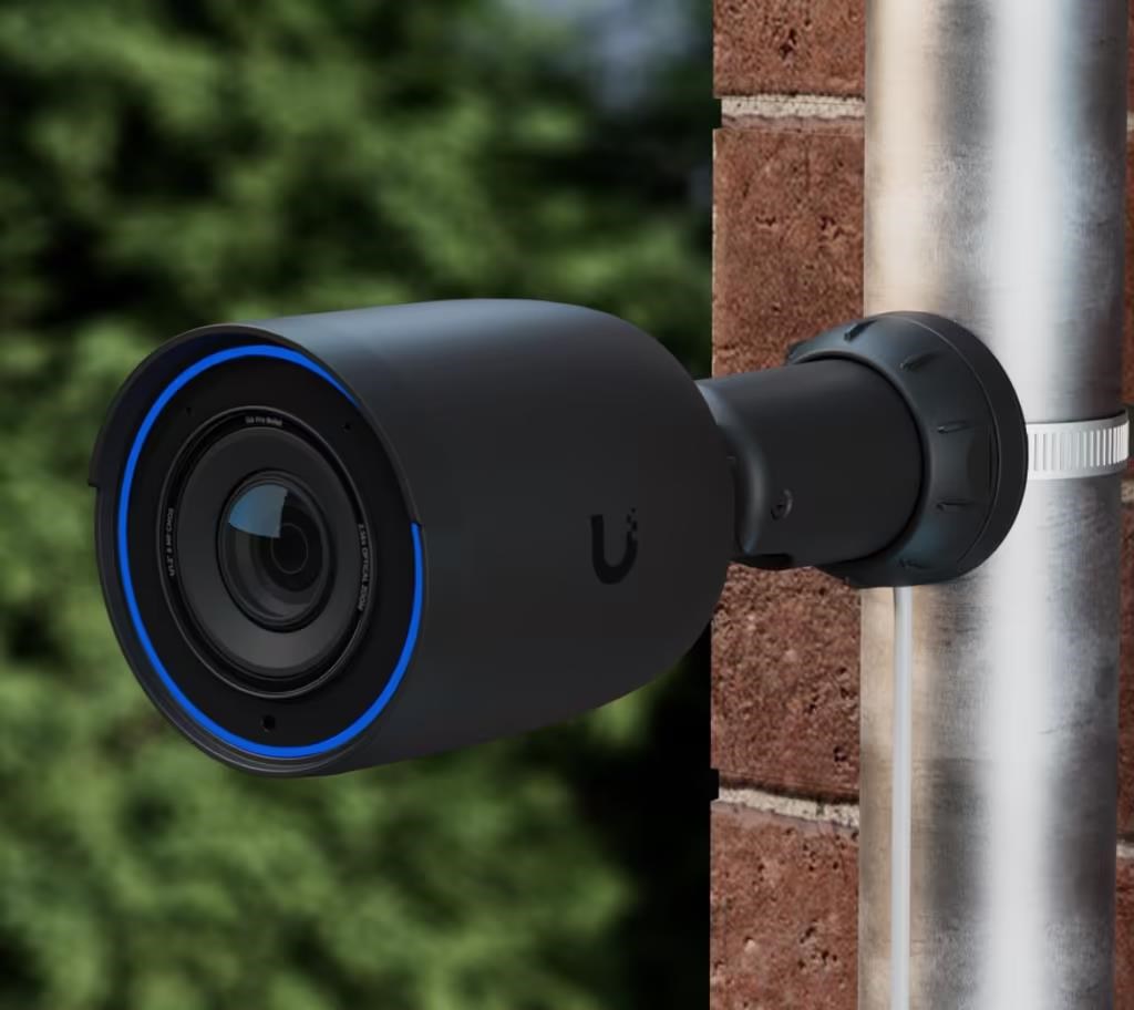 UBNT UVC-G6-Pro-Bullet UniFi Video Camera G6 Bullet Pro černá