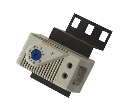 EUROCASE termostat s držákem GA-30 pro rozvaděče